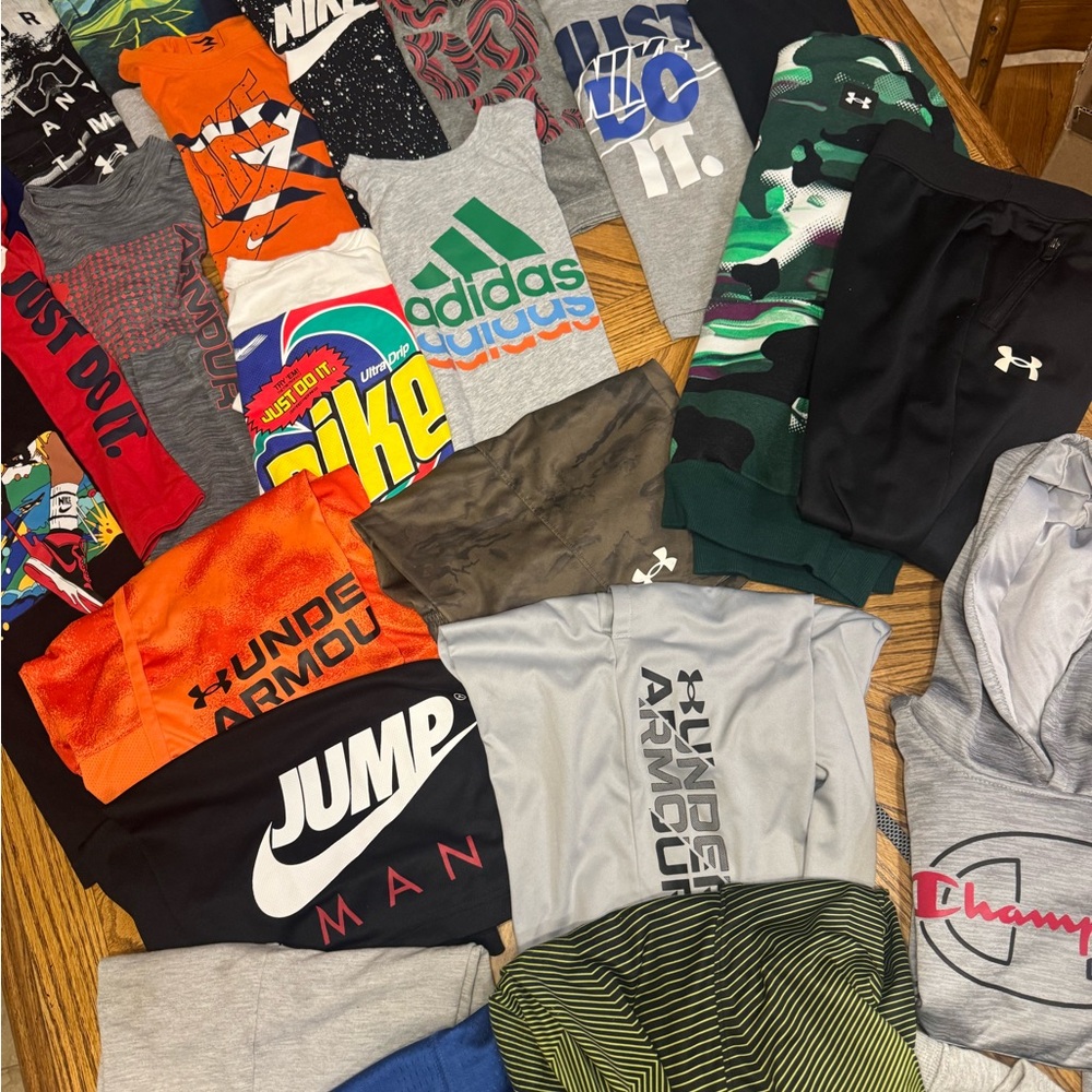 Nike youth boy clothes bundle LOT